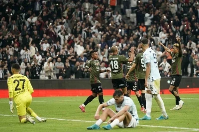 Beşiktaş: 4 - Adana Demirspor: 1 