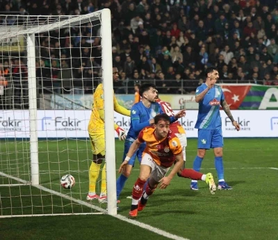 Trendyol S&uuml;per Lig: &Ccedil;aykur Rizespor: 0 - Galatasaray: 3 
