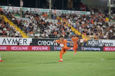 Trendyol S&uuml;per Lig: Corendon Alanyaspor: 2 G&ouml;ztepe: 2 (Ma&ccedil; sonucu)