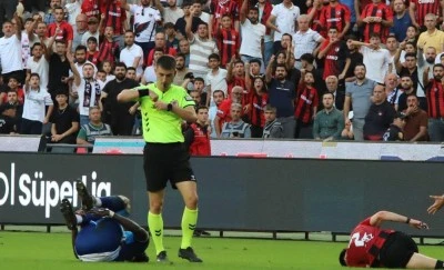 Trendyol S&uuml;per Lig'de 8 haftalık kart raporu!