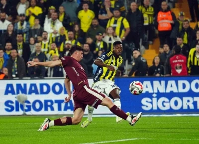 Trendyol S&uuml;per Lig: Fenerbah&ccedil;e: 1 - G&ouml;ztepe: 1 