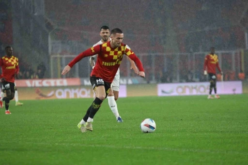 Trendyol S&uuml;per Lig: G&ouml;ztepe: 5 - Kasımpaşa: 0 (Ma&ccedil; sonucu)
