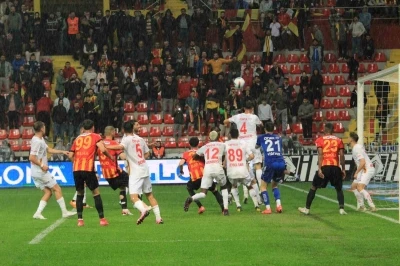 Trendyol S&uuml;per Lig: Kayserispor: 3 - Antalyaspor: 1 (Ma&ccedil; sonucu)
