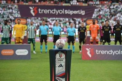 Trendyol S&uuml;per Lig: Konyaspor: 0 - &Ccedil;aykur Rizespor: 0 (İlk yarı)