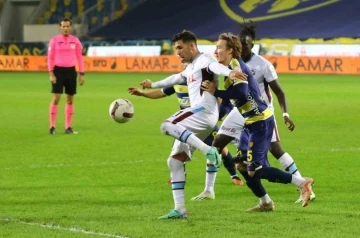 Trendyol S&uuml;per Lig: MKE Ankarag&uuml;c&uuml;: 0  - Trabzonspor: 1 (İlk yarı)