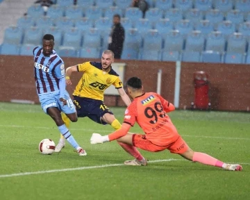 Trendyol S&uuml;per Lig: Trabzonspor: 4 - MKE Ankarag&uuml;c&uuml;: 2 (Ma&ccedil; sonucu)
