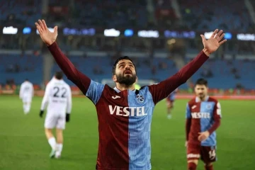 Trendyol S&uuml;per Lig: Trabzonspor: 5 - Fatih Karag&uuml;mr&uuml;k: 1 (Ma&ccedil; sonucu)
