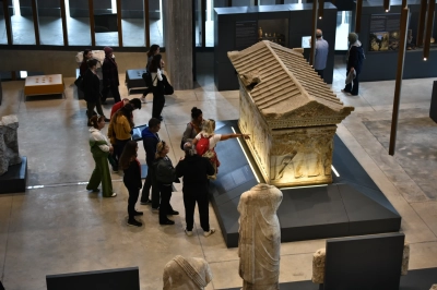 Troya M&uuml;zesi&rsquo;nde Helen İle Paris&rsquo;in Aşkı Yeniden Canlanıyor