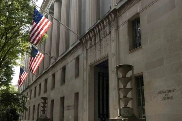 Trump, 2024&rsquo;teki başkanlık kampanyalarını &ldquo;h&uuml;k&uuml;ml&uuml;&rdquo; olsa bile s&uuml;rd&uuml;recek
