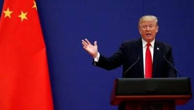 Trump, &Ccedil;in'e ayak bastı