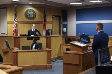 Trump&rsquo;ın Georgia&rsquo;daki 2020 se&ccedil;imlerine m&uuml;dahale davası başladı
