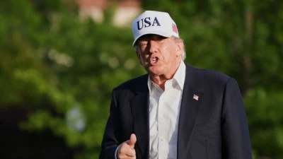 Trump: İran'a ablukayı yeniden başlatıyoruz