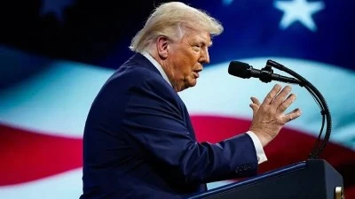 Trump: İran&rsquo;da d&uuml;ş&uuml;r&uuml;len savaş u&ccedil;ağının 2 pilotu da sağ olarak kurtarıldı