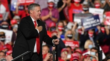 Trump'ın eski &ouml;zel kalem m&uuml;d&uuml;r&uuml; Meadows, Georgia'da mahkemeye teslim oldu