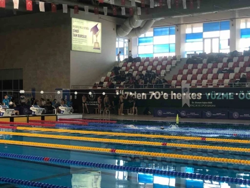 TSSF Paletli Y&uuml;zme Kul&uuml;plerarası Gen&ccedil;ler T&uuml;rkiye şampiyonası Balıkesir&rsquo;de başladı
