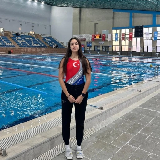 Tuana İ&ccedil;, su topu milli takımına &ccedil;ağrıldı
