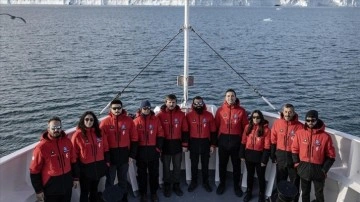 T&Uuml;BİTAK ve DeFacto işbirliği ile tasarlanan akıllı teknik giysiler Kuzey Kutbu'nda test edildi