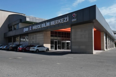 T&Uuml;BİTAK Yaz Akademisi D&uuml;zce Bilim Merkezi&rsquo;nde Başlıyor