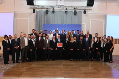 T&Uuml;GİAD BURSA&rsquo;da &ldquo;D&uuml;nya ve T&uuml;rkiye Ekonomisine&rdquo; Yakından Bakış