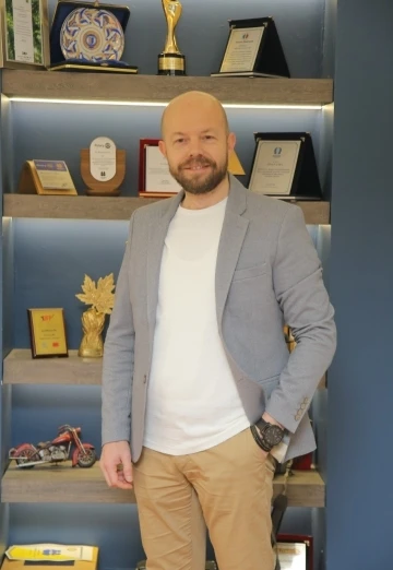 T&Uuml;GİAD&rsquo;tan "Eskişehir&rsquo;in turizmine il&ccedil;eler dahil edilmeli" &ouml;nerisi
