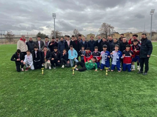 T&Uuml;GVA Gen&ccedil;Lig Turnuvası&rsquo;nda Şampiyon Belli Oldu
