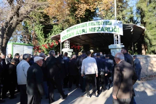 Turgut &Ouml;zal&rsquo;a silahlı saldırı d&uuml;zenleyen şahsı vuran koruma hayatını kaybetti