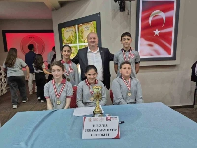 Turgutlu Urganlı İmam Hatip Ortaokulu&rsquo;ndan b&uuml;y&uuml;k başarı
