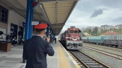 Turistik Karaelmas Ekspresi 120 yolcusuyla Zonguldak'ta