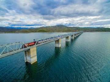 Turistik Tatvan Treni 24 Haziran&rsquo;da yola &ccedil;ıkıyor
