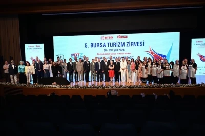 Turizmde b&uuml;y&uuml;menin form&uuml;l&uuml; Bursa&rsquo;da konuşuldu: "Altyapı yoksa turizm de olmuyor"