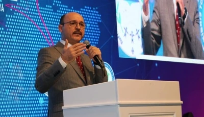 T&uuml;rk Eğitim-Sen Genel Başkanı Geylan: "&Ouml;ğretmeni itibarlı kılamazsanız, eğitimde istenen hedeflere ulaşmanız m&uuml;mk&uuml;n değildir"