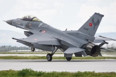 T&uuml;rk F-16'ları Litvanya'da