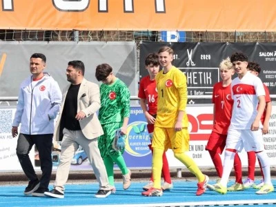 T&uuml;rk futbolunun geleceği i&ccedil;in Almanya&rsquo;da se&ccedil;meler yapıldı