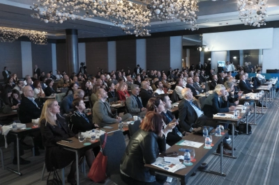 T&uuml;rk G&ouml;z Doktorları Cerrahide D&uuml;nyaya &Ouml;nc&uuml; Oluyor