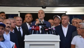 T&Uuml;RK-İŞ Genel Başkanı Atalay: "&Uuml;lkenin en sıkıntı &ccedil;eken topluluğuz&rdquo;