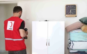 T&uuml;rk Kızılay&rsquo;dan &lsquo;doğru sabitlenmeyen eşyalar felakete neden olabilir&rsquo; uyarısı
