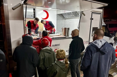 T&uuml;rk Kızılay, Sındırgı Depremi Sonrası Harekete Ge&ccedil;ti