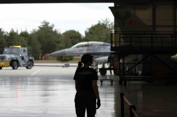 T&uuml;rk savaş u&ccedil;aklarının hastanesi: Eskişehir 1. Hava Bakım Fabrika M&uuml;d&uuml;rl&uuml;ğ&uuml;
