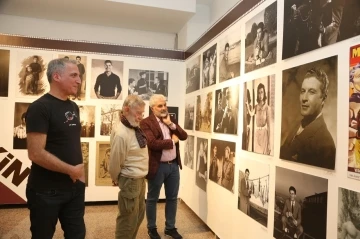 &lsquo;T&uuml;rk Sinemasının Cumhuriyet &Ccedil;ocuğu Ahmet Mekin&rsquo; isimli sergi ziyarete a&ccedil;ıldı
