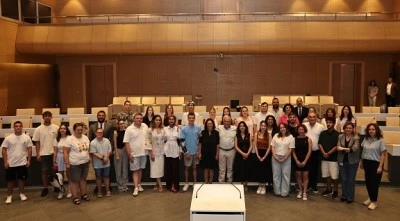 T&uuml;rk ve Alman gen&ccedil;ler aşırılığa ve ırk&ccedil;ılığa karşı Bursa Nil&uuml;fer'de