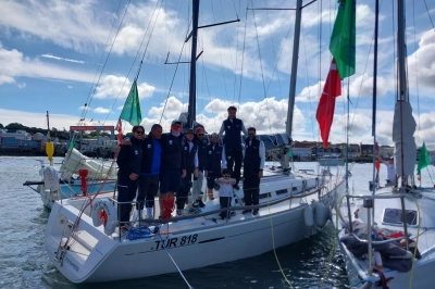 T&uuml;rk Yelkencilerden Tarihi Başarı