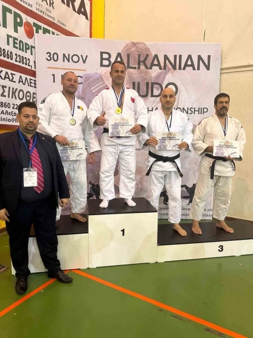 T&uuml;rkeli BES sporcularından b&uuml;y&uuml;k başarı
