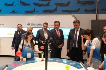 T&uuml;rki Cumhuriyetler Uzay Kaşifleri Akademisi GUHEM ev sahipliğinde başladı