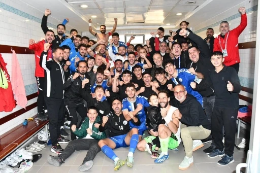 T&uuml;rkiye 3. Lig 4. Grup: Erciyes 38 FK: 3 - İzmir &Ccedil;oruhluspor: 2
