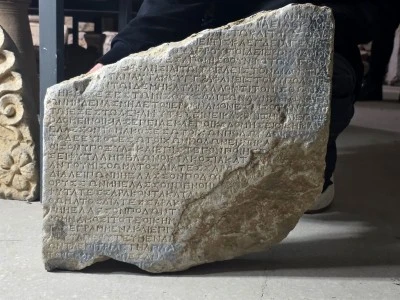 T&uuml;rkiye'de bulunan 2 bin 200 yıllık yazıttaki sert kurallar! 