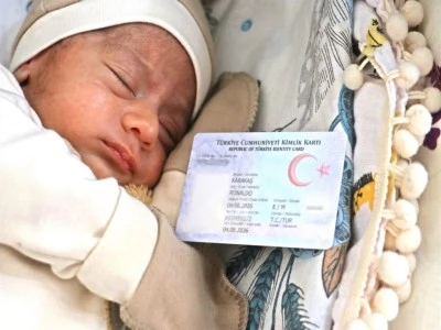 T&uuml;rkiye'de ilgin&ccedil; olay: Oğluna Ranaldo'nun ismini verdi