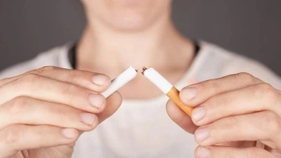 T&uuml;rkiye'de kişi başına yılda 100 paket sigara d&uuml;ş&uuml;yor