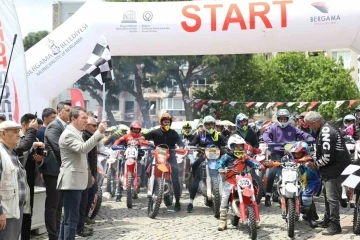 T&uuml;rkiye Enduro ve ATV Şampiyonası Bergama&rsquo;da start aldı