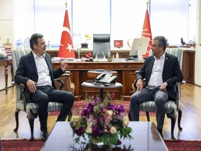 T&uuml;rkiye İş&ccedil;i Partisi'nden &Ouml;zg&uuml;r &Ouml;zel'e ziyaret