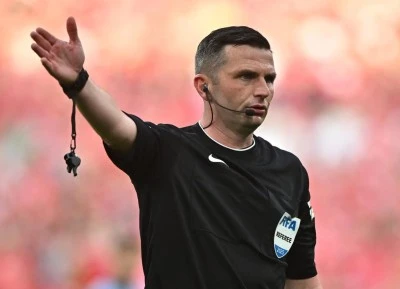 T&uuml;rkiye - İspanya ma&ccedil;ının hakemi Michael Oliver oldu